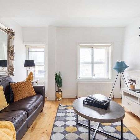 Spacious 1 Bed Oxford Street Apartment - Sleeps 4 Londres Extérieur photo
