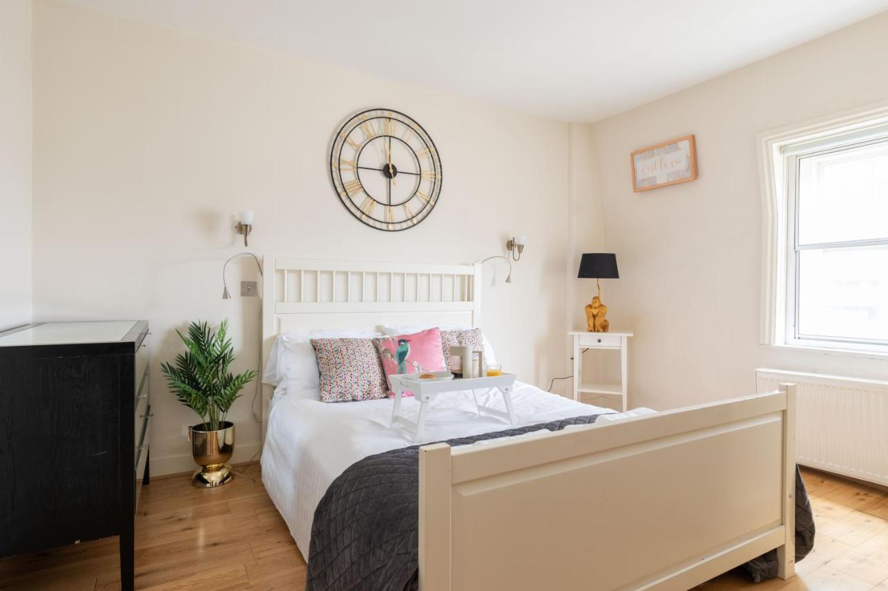 Spacious 1 Bed Oxford Street Apartment - Sleeps 4 Londres Extérieur photo