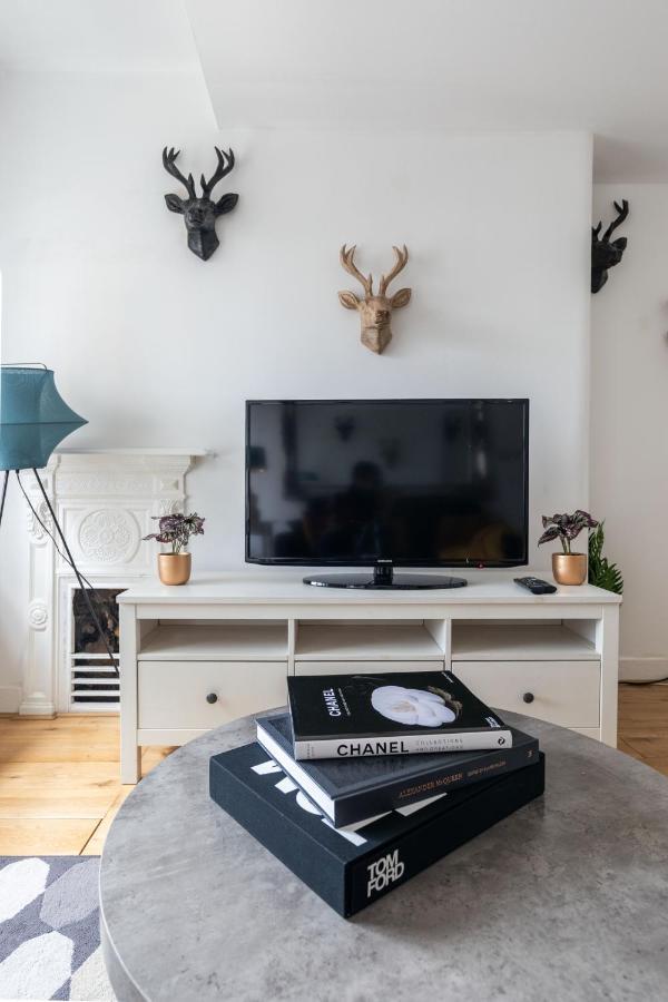 Spacious 1 Bed Oxford Street Apartment - Sleeps 4 Londres Extérieur photo